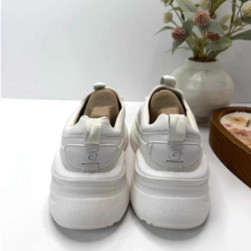 Clove Forte 2 Nursing Sneaker Healthcare Brilliant White Women 7.5 Tried On - Picture 4 of 10